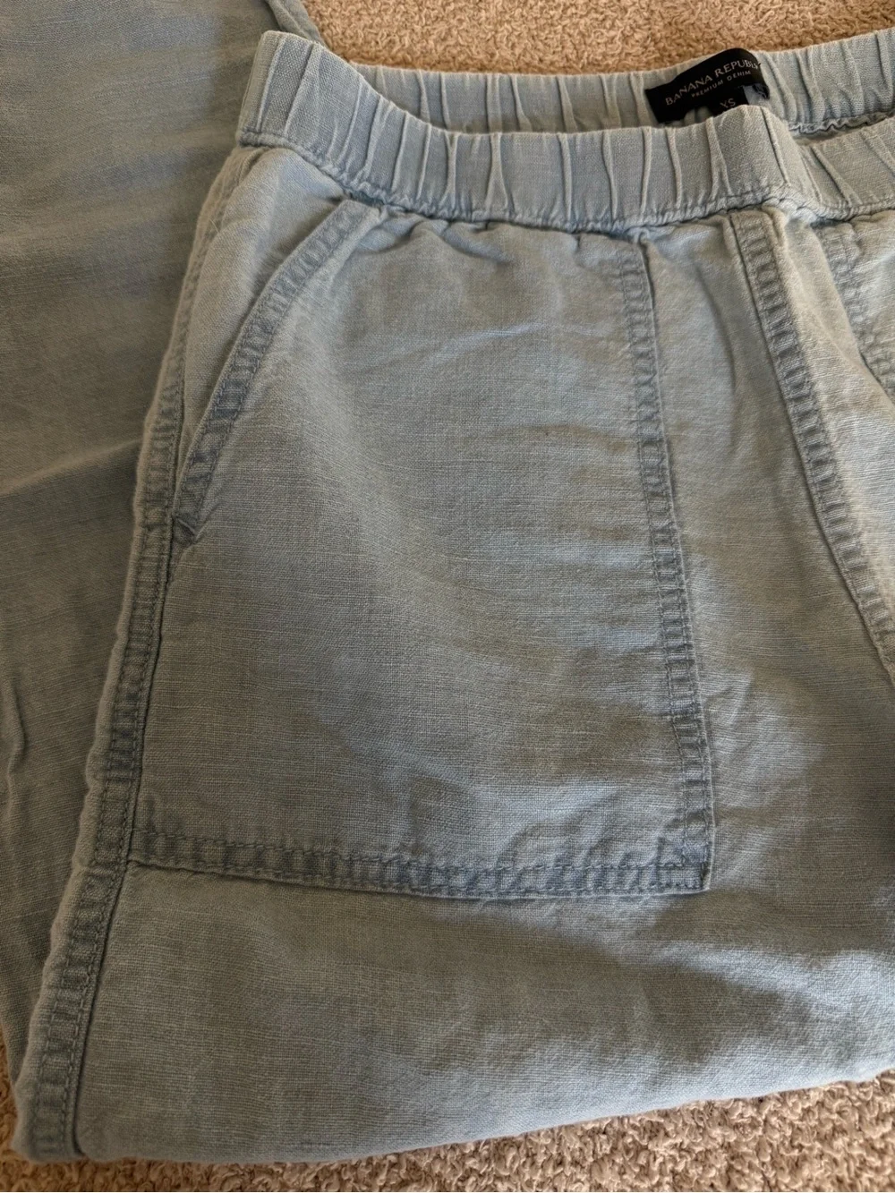 ☁️ Effortless Comfort: Banana Republic Linen-Blend Pants 🌊